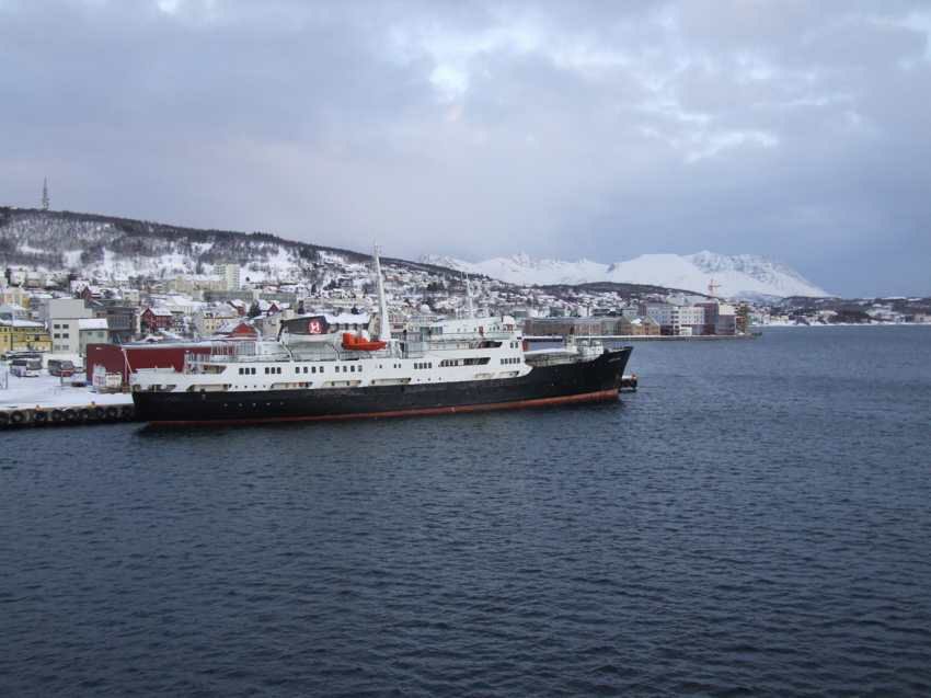 hr09101.jpg