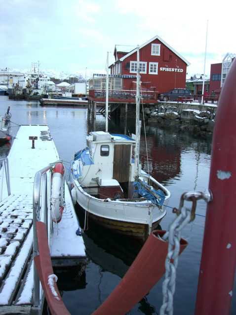 hr10701.jpg